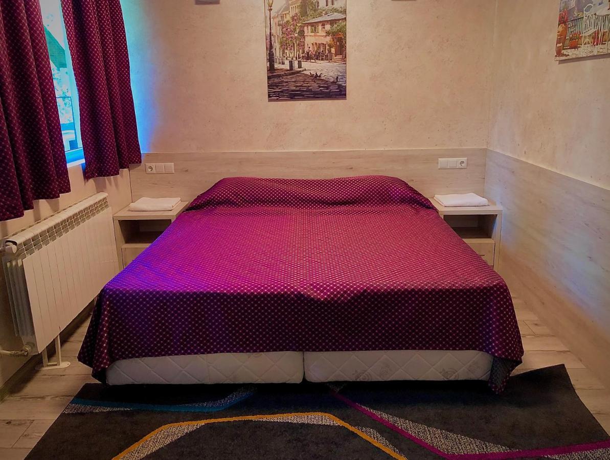 Family Hotel Residence Добрич Екстер'єр фото