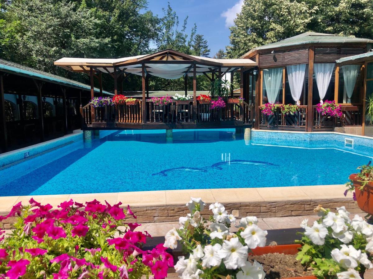 Family Hotel Residence Добрич Екстер'єр фото