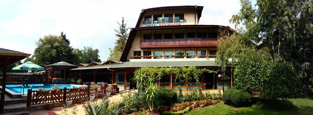 Family Hotel Residence Добрич Екстер'єр фото