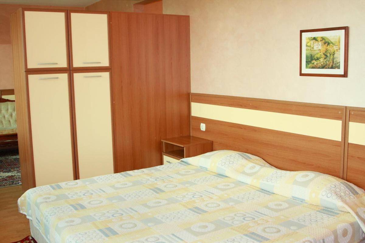 Family Hotel Residence Добрич Екстер'єр фото
