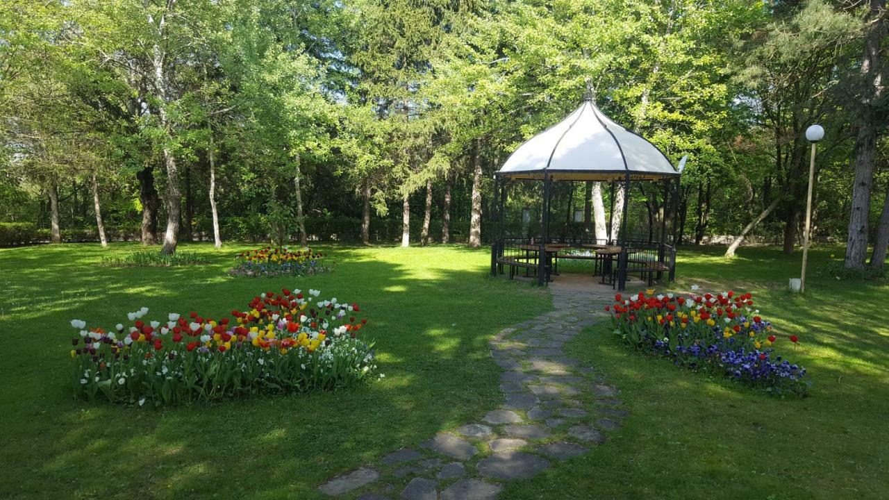Family Hotel Residence Добрич Екстер'єр фото